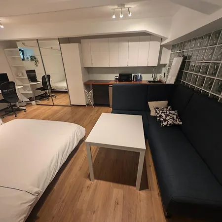 Dana-entire Very Quiet And 2 Таллин