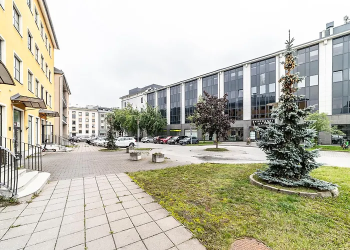 Dana-entire Very Quiet&central 2 *